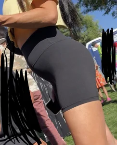 Double trouble lulu milfs out in the sun