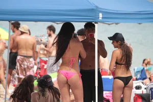 Sexy Florida girls in bikinis