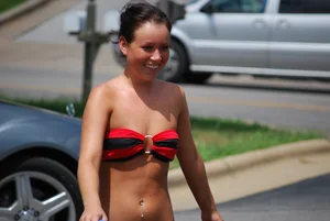 Various sexy girls at car washes in bikinis