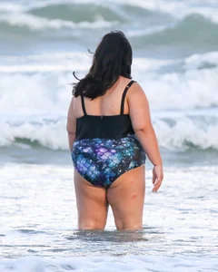 Extra thick girl at the beach in a bikini