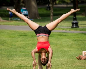 Candid sexy girls in spandex doing yoga