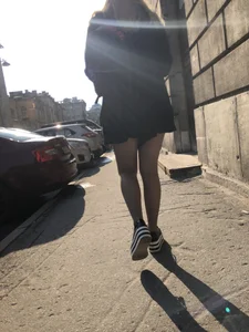 Nice candid girl's slim legs closeups