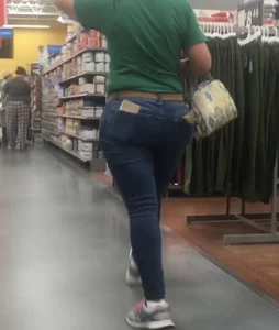 Hot Thick Rican Big Booty MILF