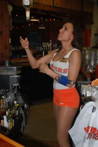 Candid sexy Hooters girls in their uniforms