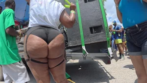 (OC) Tonka Butt Dazzles Her Café Royale