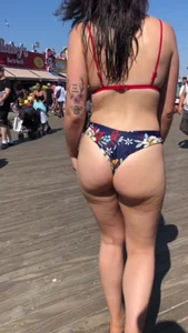 Hot Girl in Swimsuit Street Creepshot - Great Ass