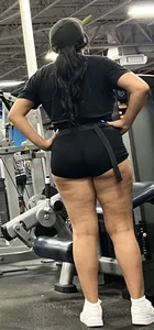 [OC] Latina MILF Cheeks out at the gym