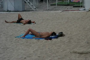 Verna topless beach girls out in the sun