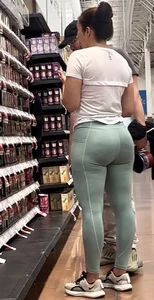 Amazing apple shaped ass OC