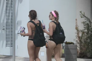 Candid Florida beach and bikini girls