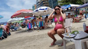 Brazillian beach creepshots, huge gallery of candid girls in swimsuits