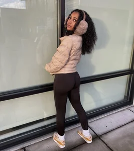 Sexy non-candid street girls in leggings