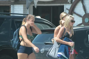 Huge collection of sexy girls out in bikinis in Florida