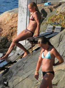 Bikini girls