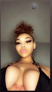 Hot selfies