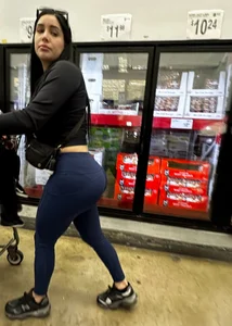 Latina milfs at Sam’s