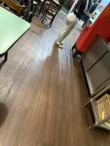 Phat bblw latina milf at wingstop