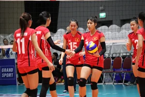 Thai candid volleyball girls