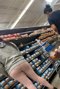 Latina wearing tight pink leggings (OC)