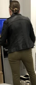 Nice Body And Booty in Green Pants (OC)