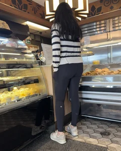 Tight ass in black lulu leggings [OC]