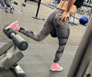 Nice and tight College Gym Girl (Face Shots)