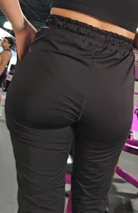 Ass pants
