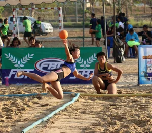 Thai candid volleyball girls