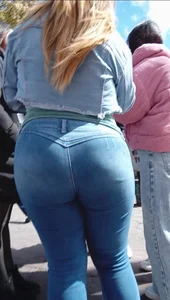 True Phat Buttcheeks In Pocketless Jeans VPL OC