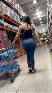 Petite baddie&2 Tatted Latina Milfs