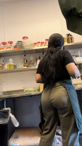 Latina milf tight vpl