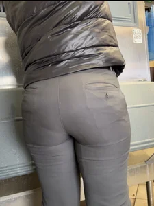 AMAZING ASS IN TIGHT DRESS PANTS🔥