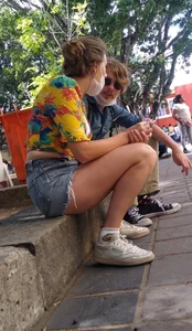 A morning of legs in the park