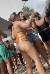Crazy thick pawg in thong capped from all angles (OC)