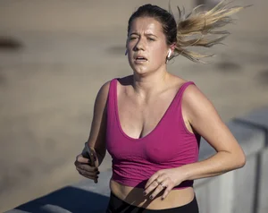 Amazingly hot candid sweaty girls jogging creepshots