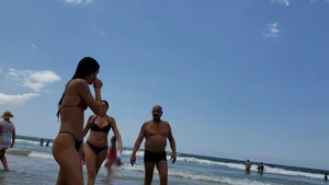 Brazillian beach creepshots, huge gallery of candid girls in swimsuits