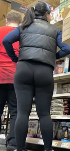 Tight booty Asian chic in black‼️