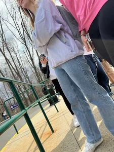 Undershot bubble butt teen thic long thighs