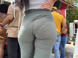 Mature Fit Thick Round Pear Phat Ass Bubble Booty VPL