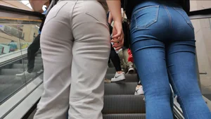 PAWG in white jeans, what an ass!