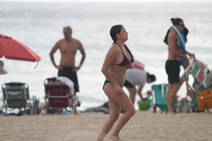 Florida beach and bikini girls
