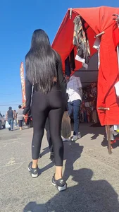 Petite Latina with sexy figure and cute face in black leggings [oc]