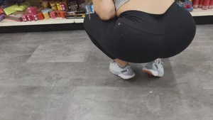 Big Booty Latina Amazon Kept Bending Over (OC, Re-up)