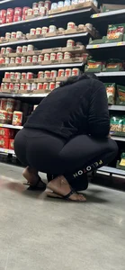 Fine lady in black shopping Bendover/squat‼️