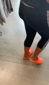 Bit of ebony vpl in black leggings