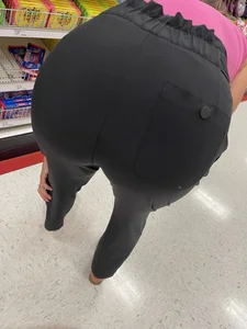 MUST SEE MILF BENDING OVER CLOSE UP SHOTS