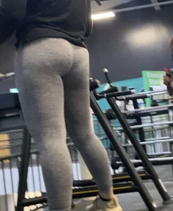 AMAZING MILF WITH SEE THROUGH LEGGINGS SHOWING HER WHITE PANITES!