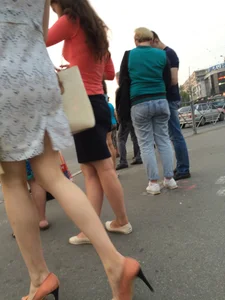 Milf Legs on High Heels Street Creepshot