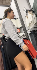 Fine af Brunette Babe with Bubble Ass (OC)