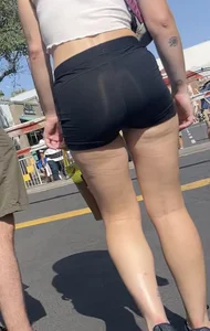 First post, outdoor Nike Pro booty OC